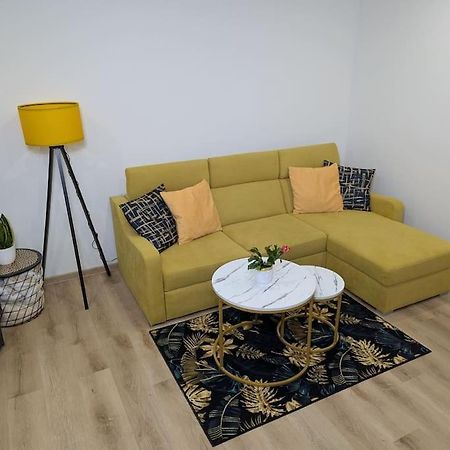 זנוימו Cool Apartment מראה חיצוני תמונה